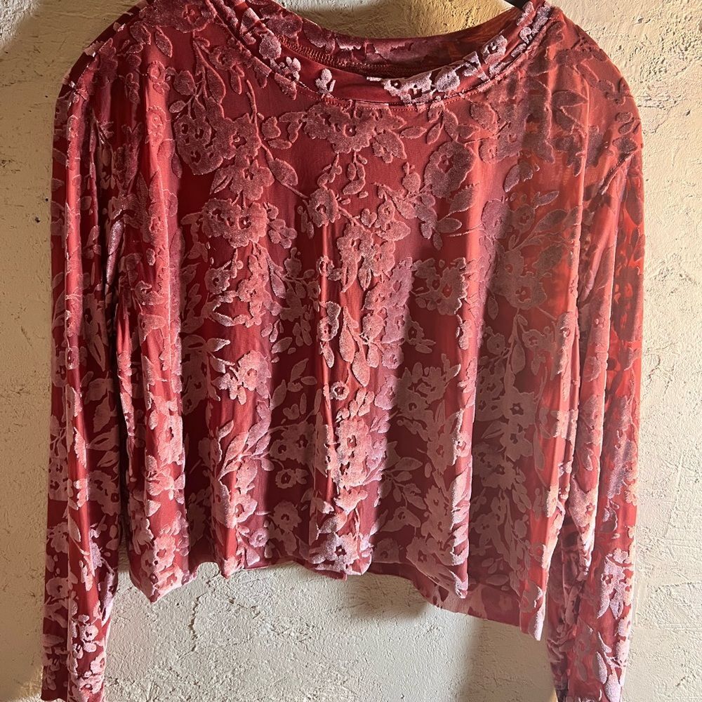 Agnes & Dora Pink Boxy Relaxed Crop Top